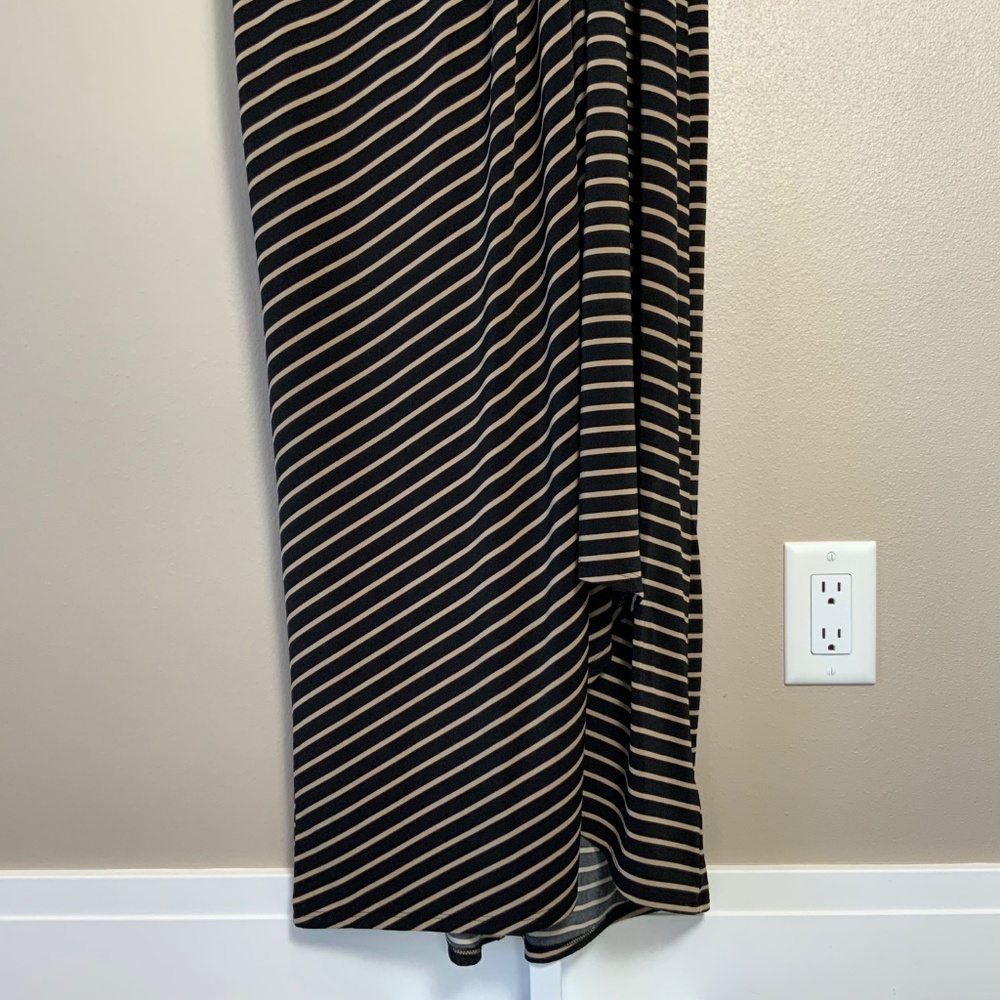 Lauren Ralph Lauren Striped Sleeveless Draped Maxi Dress - Picture 11 of 16
